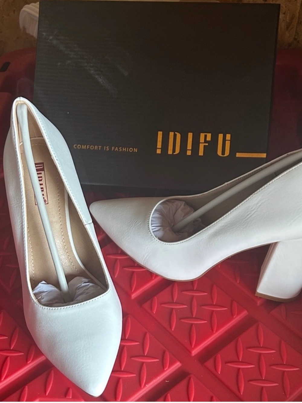 IDIFU White Pointed Toe Block Heel Pumps for Women